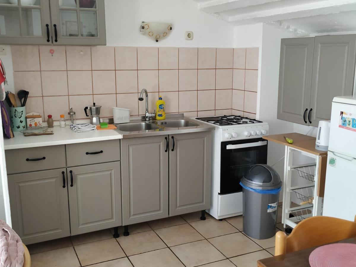 Apartmani Zlatko Pula Exteriér fotografie