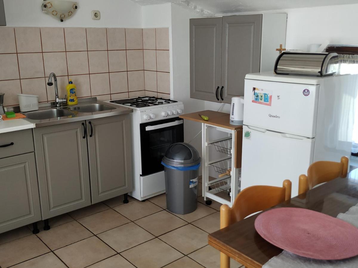 Apartmani Zlatko Pula Exteriér fotografie