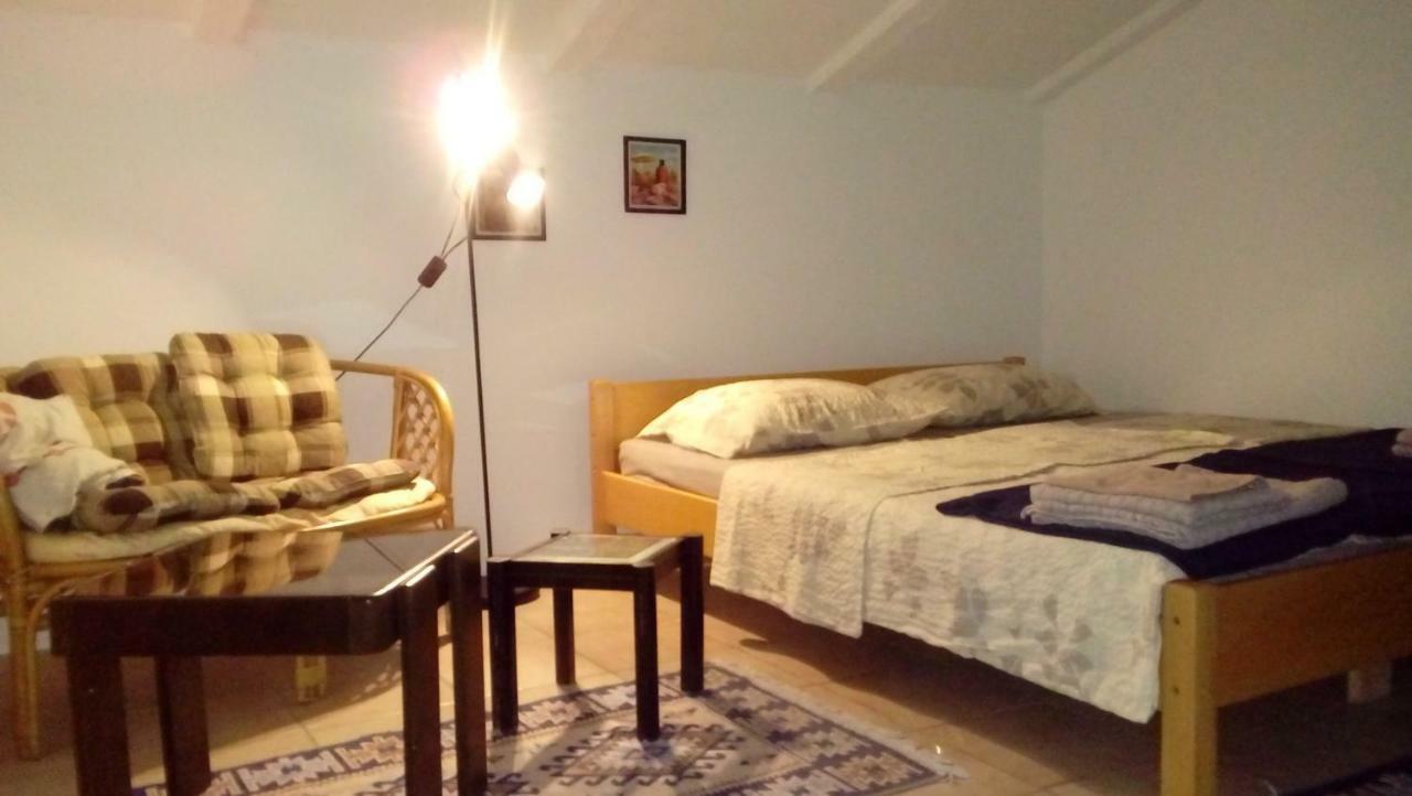 Apartmani Zlatko Pula Exteriér fotografie
